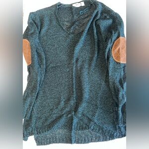 Elegant Teal V-Neck Sweater with Brown Accents